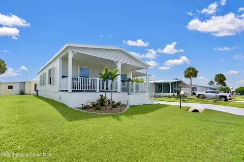 7604 Boxelder Rd, Micco, FL 32976