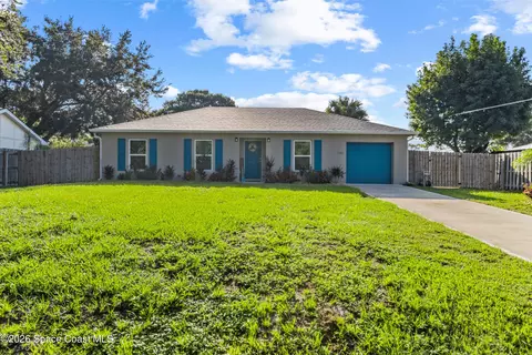 1382 Seahouse St, Sebastian, FL 32958