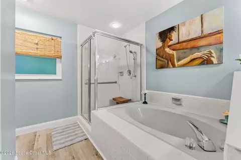 Bath - 2284 Windham Dr, Melbourne, FL 32935 photo 2 of 4