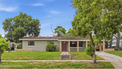 585 S Sunrise Dr, Titusville, FL 32780