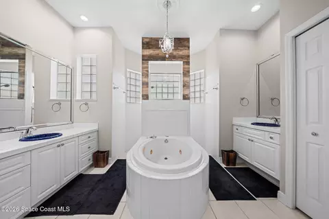 Bath - 842 Thrasher Dr, Rockledge, FL 32955 photo 4 of 5