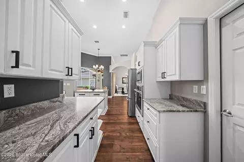 Kitchen - 842 Thrasher Dr, Rockledge, FL 32955 photo 7 of 8