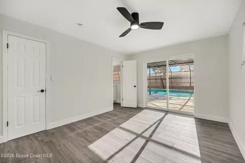 820 1st St, Merritt Island, FL 32953