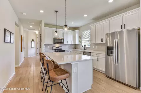 Kitchen - 3063 Tidepool Pl, Melbourne, FL 32940 photo 3 of 5
