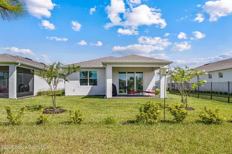 Exterior - 3063 Tidepool Pl, Melbourne, FL 32940 photo 3 of 6