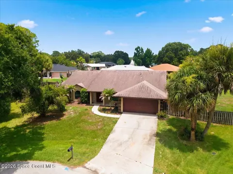 1201 Gem Ct, Palm Bay, FL 32907
