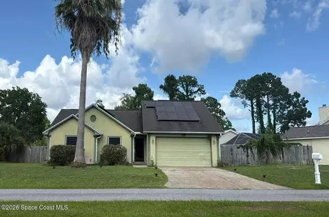 302 Fan Palm Pl, Panama City, FL 32408