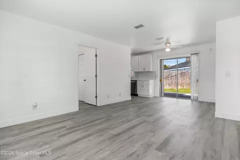 Living - 346 Crown Blvd, Melbourne, FL 32901 photo 2 of 3