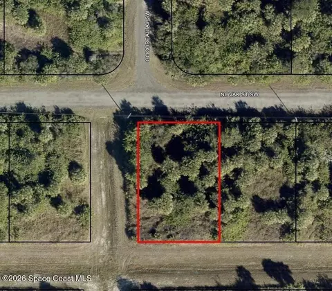 798 Novak St SW, Palm Bay, FL 32908