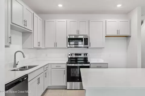 Kitchen - 1429 Bluewater Ln, Rockledge, FL 32955 photo 2 of 4