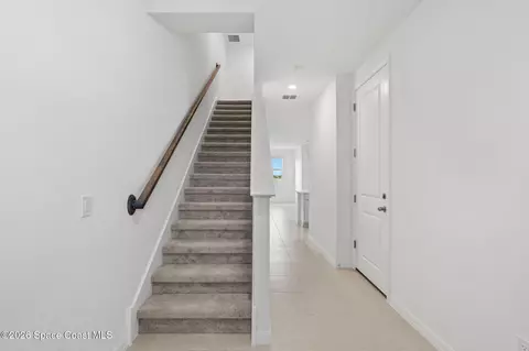Entry Way - 1429 Bluewater Ln, Rockledge, FL 32955 photo 3 of 5