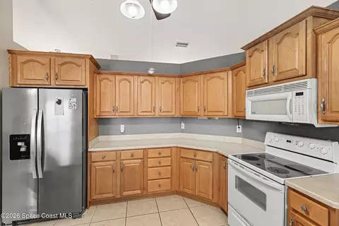 Kitchen - 3525 Gloria Ave, Mims, FL 32754 photo 3 of 4
