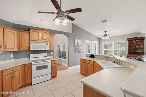 Kitchen - 3525 Gloria Ave, Mims, FL 32754 photo 1 of 4