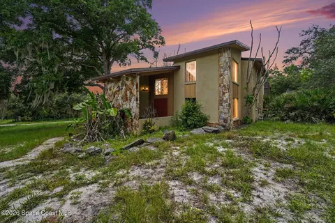 1320 S Carpenter Rd, Titusville, FL 32796
