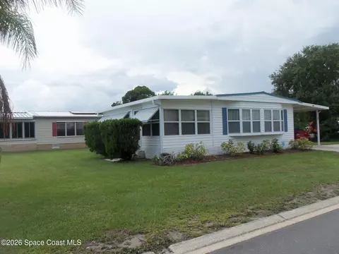 346 Egret Cir, Barefoot Bay, FL 32976