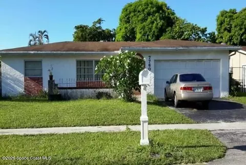7760 NW 46th St, Lauderhill, FL 33351