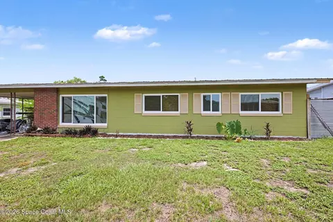 2731 Pine Ridge Dr, Titusville, FL 32780