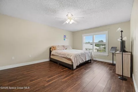 Bedroom - 6101 Corning Rd, Cocoa, FL 32927 photo 5 of 7
