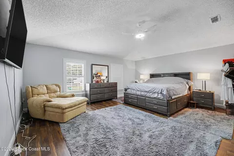 Bedroom - 6101 Corning Rd, Cocoa, FL 32927 photo 1 of 7