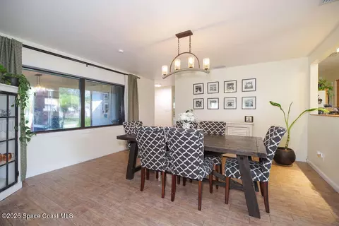 Dining - 960 Kings Post Rd, Rockledge, FL 32955 photo 2 of 2