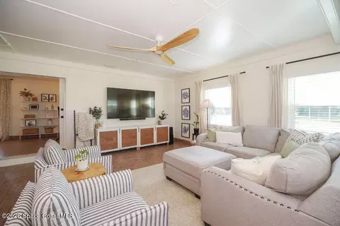 Living - 960 Kings Post Rd, Rockledge, FL 32955 photo 1 of 3