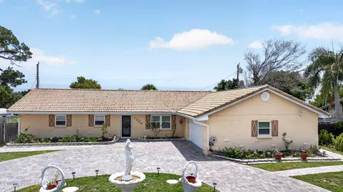 1250 Newfound Harbor Dr, Merritt Island, FL 32952