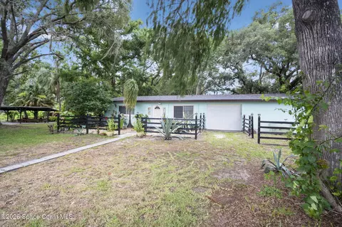 Exterior - 300 Orange Ave, Saint Cloud, FL 34769 photo 8 of 14