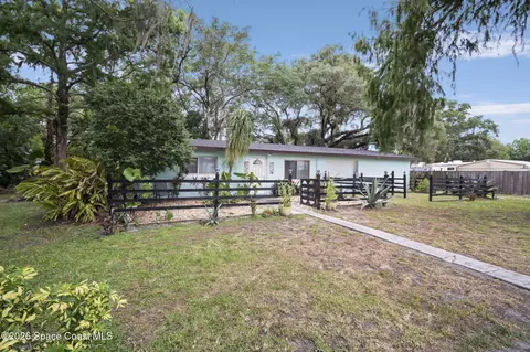 Exterior - 300 Orange Ave, Saint Cloud, FL 34769 photo 10 of 14