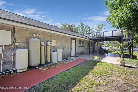 Exterior - 300 Orange Ave, Saint Cloud, FL 34769 photo 5 of 14