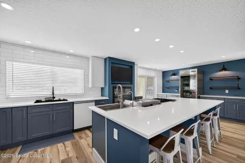 Kitchen - 301 Par Ave, Melbourne, FL 32901 photo 6 of 7
