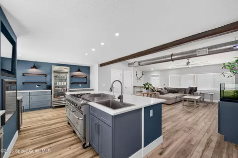 Kitchen - 301 Par Ave, Melbourne, FL 32901 photo 5 of 7