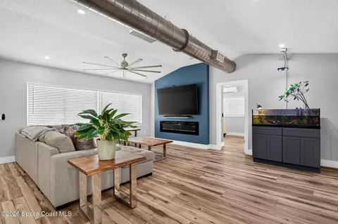 Other - 301 Par Ave, Melbourne, FL 32901 photo 5 of 14