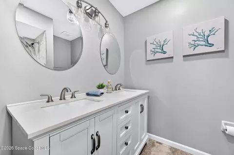 Bath - 888 Jamestown Dr, Rockledge, FL 32955 photo 5 of 5