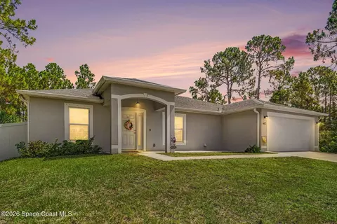 427 Flagler Rd SE, Palm Bay, FL 32909