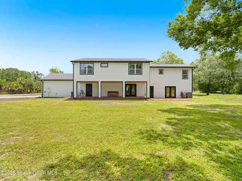 Exterior - 3110 Harlock Rd, Melbourne, FL 32934 photo 8 of 14