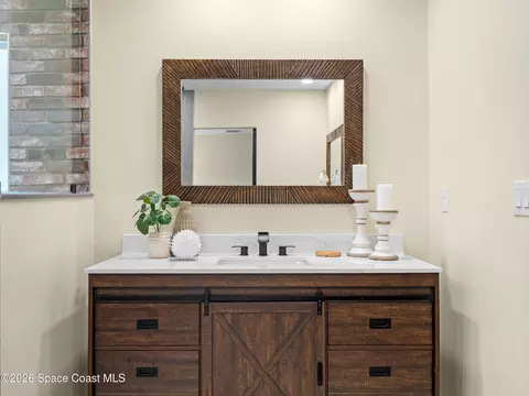 Bath - 3110 Harlock Rd, Melbourne, FL 32934 photo 3 of 10