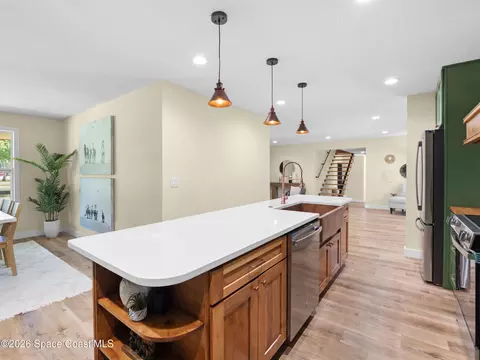 Kitchen - 3110 Harlock Rd, Melbourne, FL 32934 photo 5 of 6