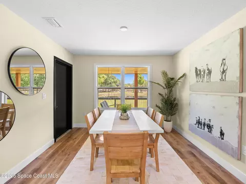 Dining - 3110 Harlock Rd, Melbourne, FL 32934 photo 1 of 1