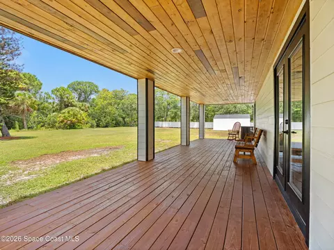 Exterior - 3110 Harlock Rd, Melbourne, FL 32934 photo 10 of 14