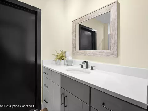 Bath - 3110 Harlock Rd, Melbourne, FL 32934 photo 1 of 10