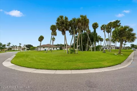 505 Topsail Dr, Rockledge, FL 32955 photo 2