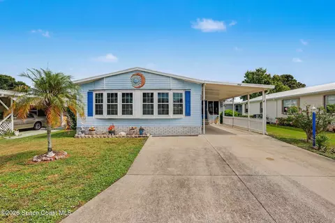 502 Seagull Dr, Barefoot Bay, FL 32976