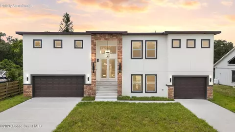 1121 River Dr NE, Palm Bay, FL 32905
