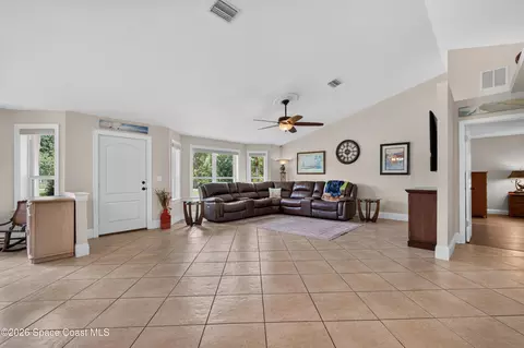 Living - 5365 Pine St, Cocoa, FL 32927 photo 2 of 2