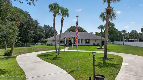 Other - 5365 Pine St, Cocoa, FL 32927 photo 6 of 37