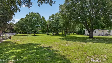Exterior - 5365 Pine St, Cocoa, FL 32927 photo 17 of 28