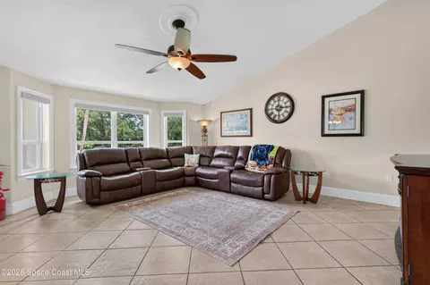 Living - 5365 Pine St, Cocoa, FL 32927 photo 1 of 2