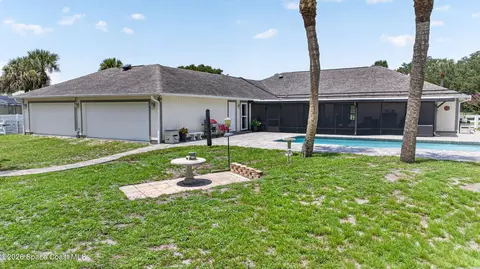 Exterior - 5365 Pine St, Cocoa, FL 32927 photo 20 of 28