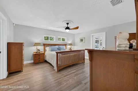Bedroom - 5365 Pine St, Cocoa, FL 32927 photo 1 of 6