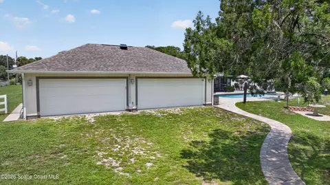 Exterior - 5365 Pine St, Cocoa, FL 32927 photo 2 of 28